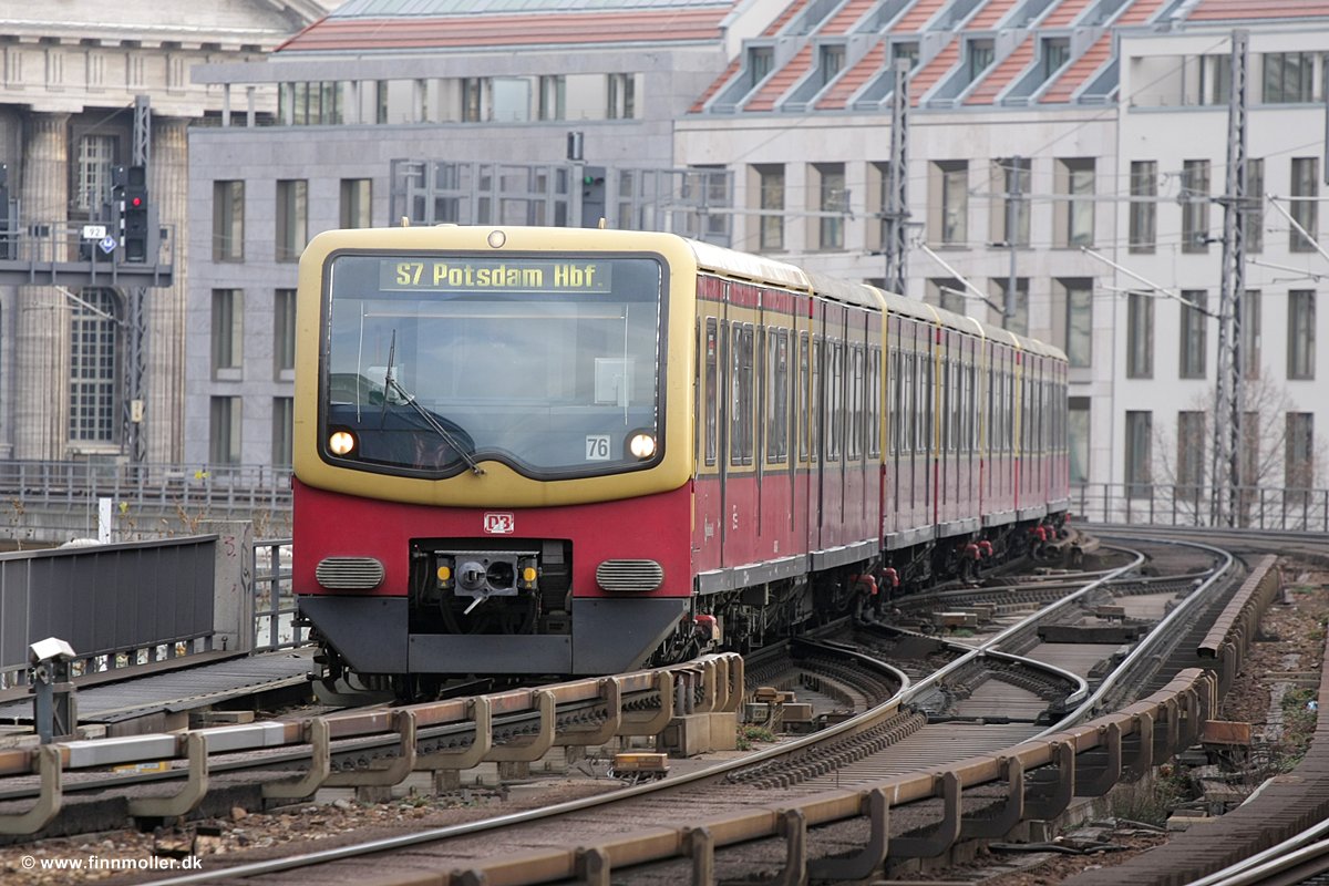 Berlin S-Bahn DB 481 048