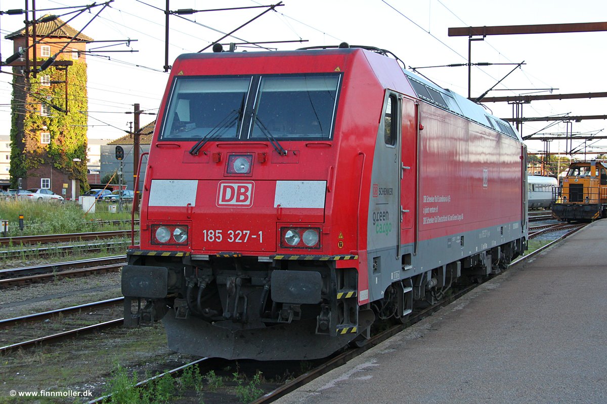 DB Schenker Rail Scandinavia 185 327