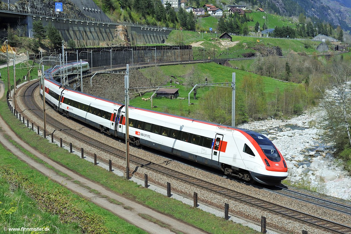 Finns train and travel page : Trains : Switzerland : SBB RABDe 500 008